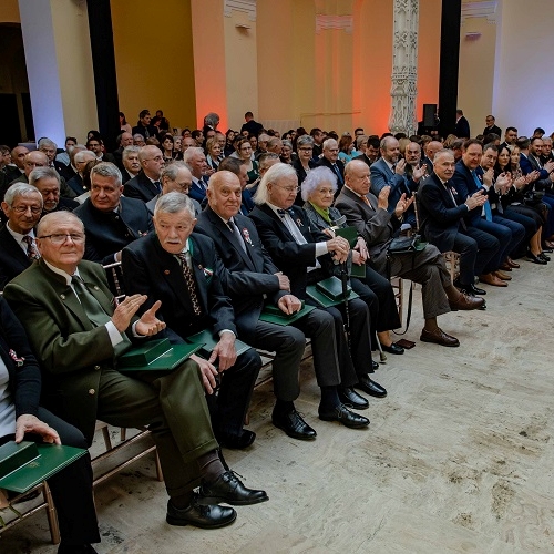 Állami elismerésben részesült Gyöngyös István