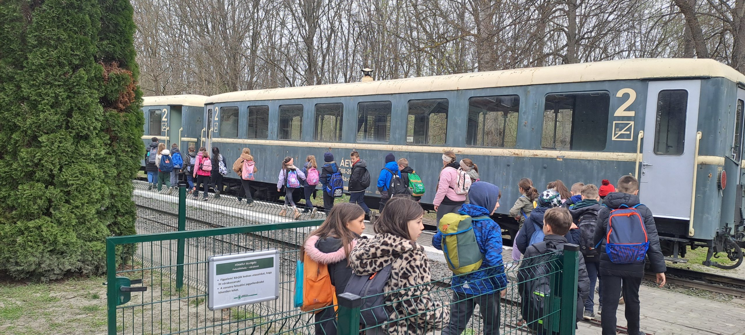 Indul a Gemenci Erdei Vasút